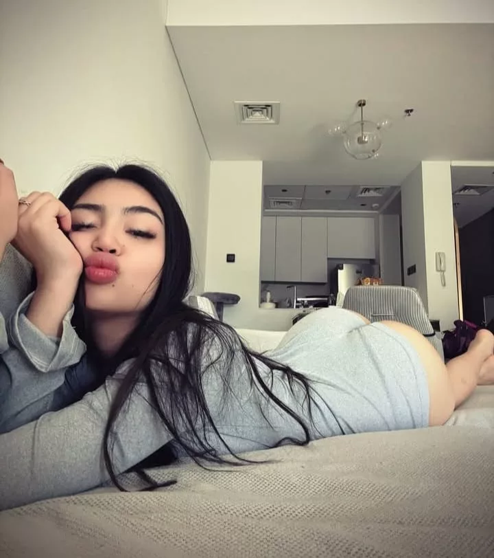 Kadıköy Escort Demet – Hayatın Enerjisini Hissetmeyi Seviyorum